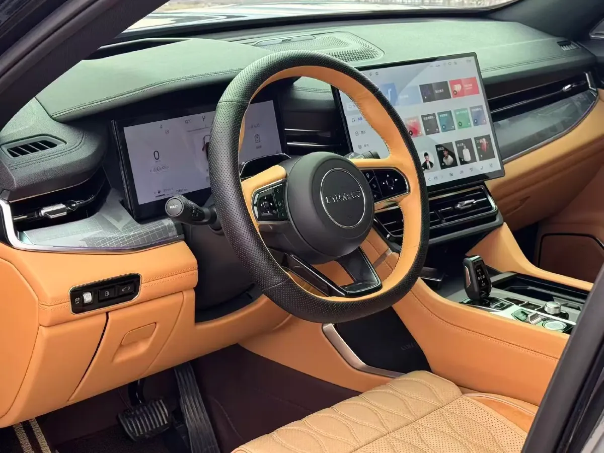 2025 LYNK&CO 09 EM-P 2.0T 254HP L4 3DHT PHEV,autocango,china used car exporter,china ev exporter,chinese used car exporter,chinese used ev exporter