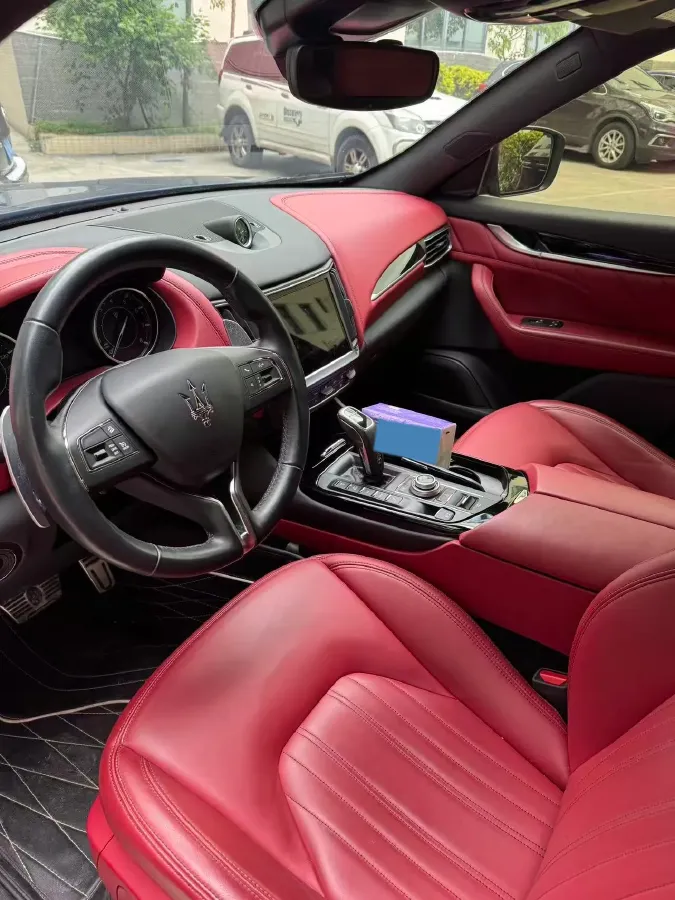 2021 Audi A8 3.0T 340HP V6 8AT,autocango,china used car exporter,china ev exporter,chinese used car exporter,chinese used ev exporter