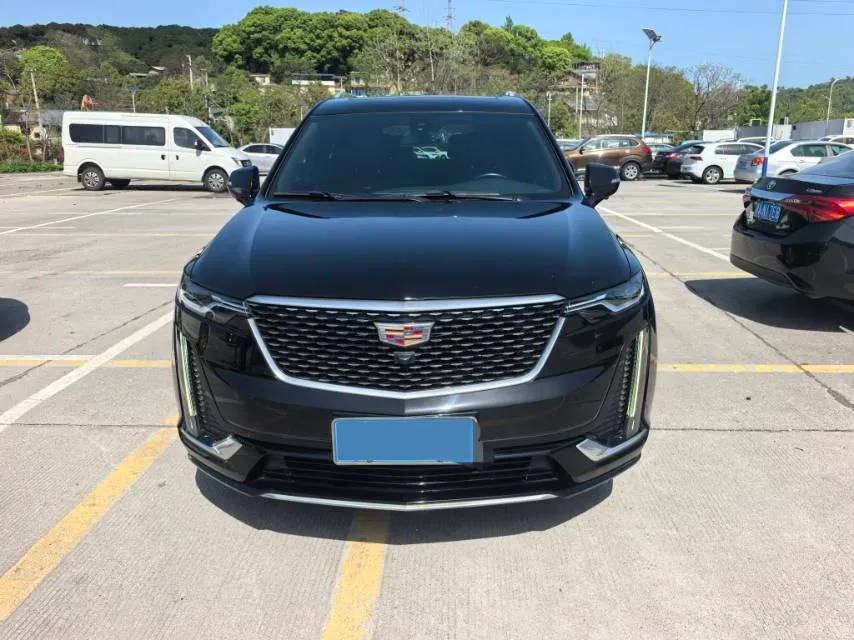 2021 Cadillac XT6 2.0T 237HP L4 9AT,autocango,china used car exporter,china ev exporter,chinese used car exporter,chinese used ev exporter
