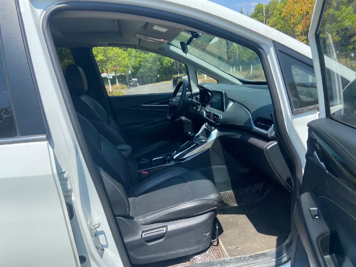 2021 MAXUS G50 1.5T 169HP L4 7DCT,autocango,china used car exporter,china ev exporter,chinese used car exporter,chinese used ev exporter