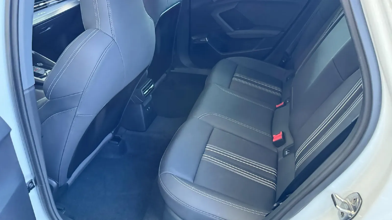 2022 Audi A3 1.4T 150HP L4 7DCT,autocango,china used car exporter,china ev exporter,chinese used car exporter,chinese used ev exporter