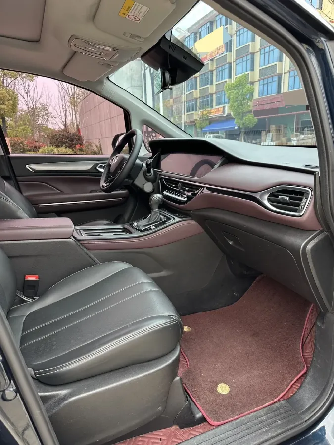 2021 GAC Trumpchi M6 1.5T 169HP L4 7DCT,autocango,china used car exporter,china ev exporter,chinese used car exporter,chinese used ev exporter