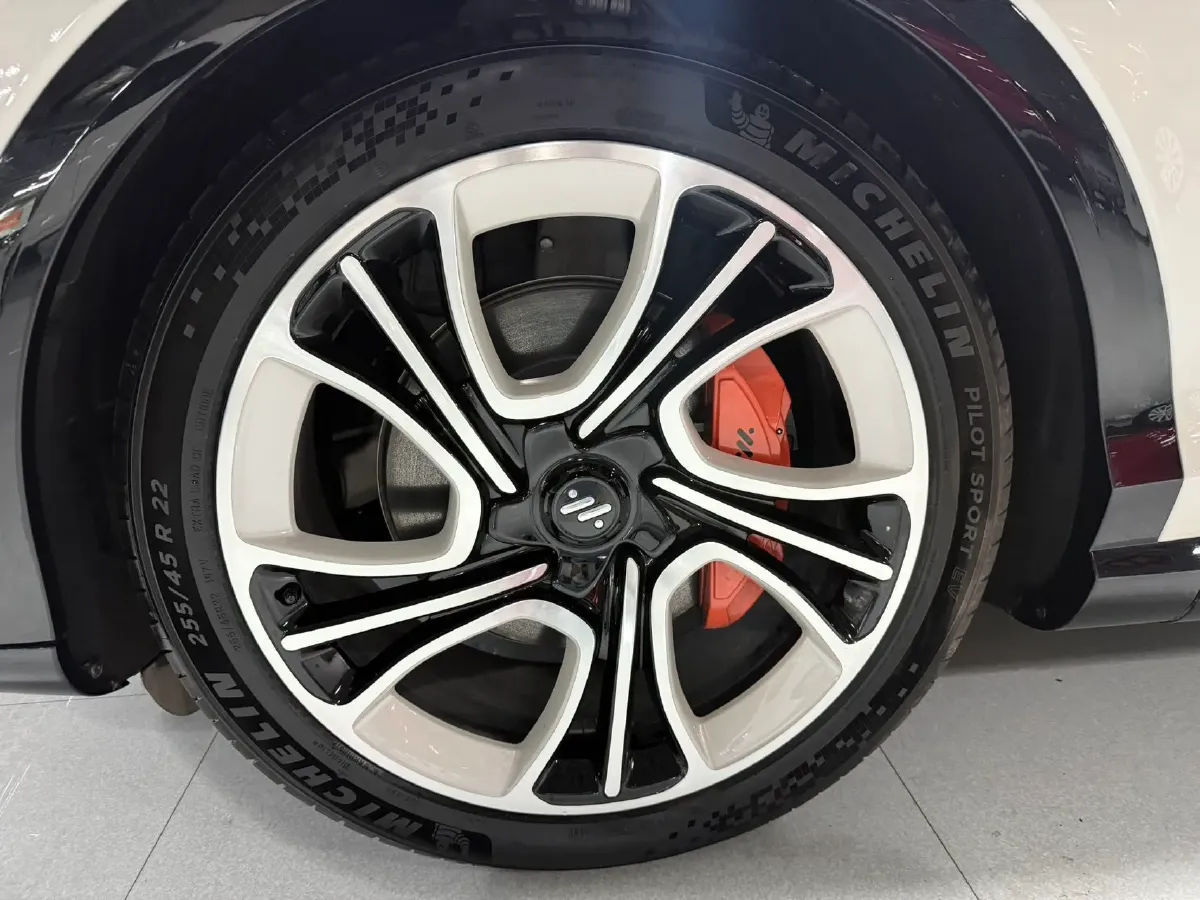 2023 IM LS7 BEV 100KWH,autocango,china used car exporter,china ev exporter,chinese used car exporter,chinese used ev exporter