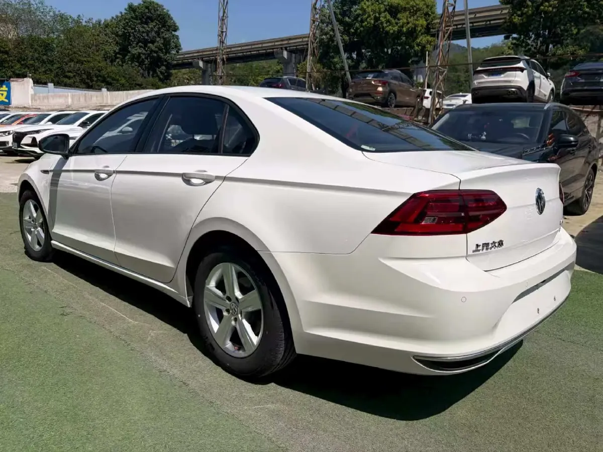 2019 Volkswagen T-Cross 1.4T 150HP L4 7DCT,autocango,china used car exporter,china ev exporter,chinese used car exporter,chinese used ev exporter