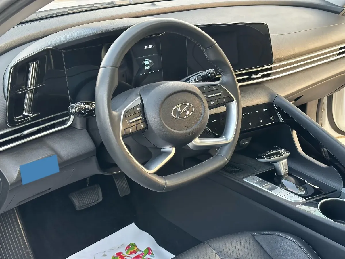 2022 Hyundai Elantra 1.5L 115HP L4 CVT,autocango,china used car exporter,china ev exporter,chinese used car exporter,chinese used ev exporter