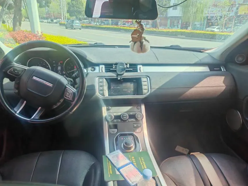 2018 Land Rover Range Rover Evoque 2.0T 241HP L4 9AT,autocango,china used car exporter,china ev exporter,chinese used car exporter,chinese used ev exporter