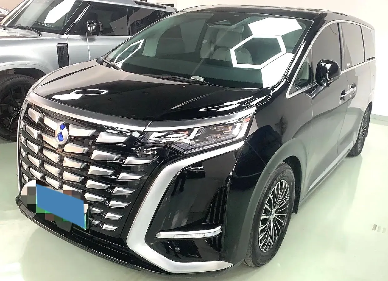 2024 Denza D9 1.5T 139HP L4 E-CVT PHEV 40KWH,autocango,china used car exporter,china ev exporter,chinese used car exporter,chinese used ev exporter