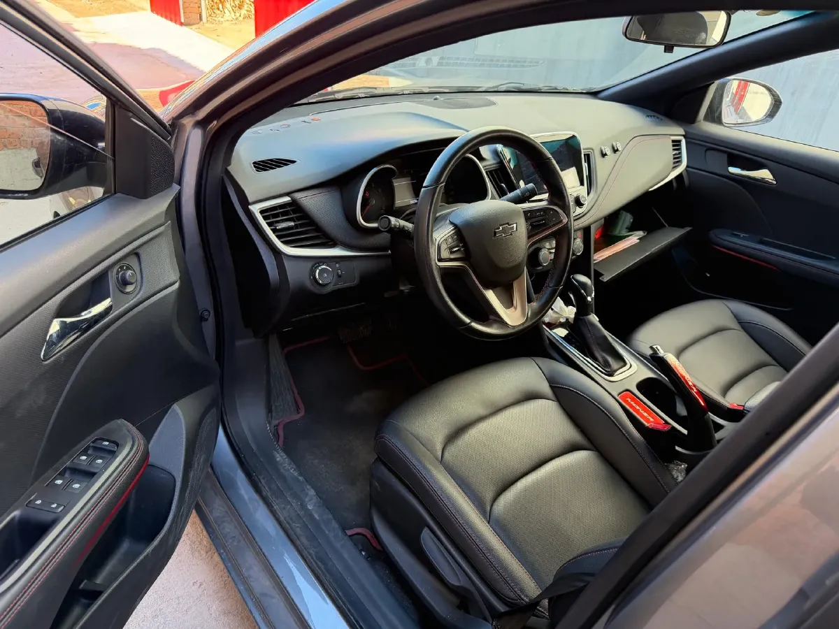 2022 Chevrolet Monza 1.3T 163HP L3 6AT,autocango,china used car exporter,china ev exporter,chinese used car exporter,chinese used ev exporter