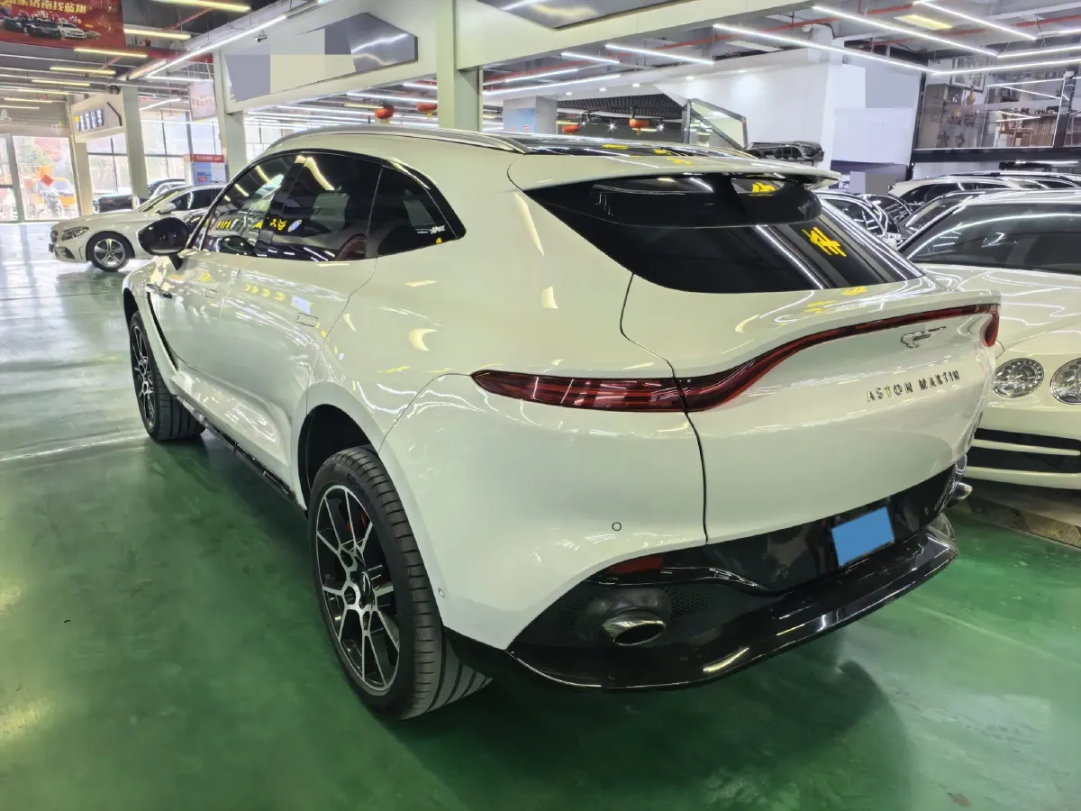 2020 Aston Martin DBX 4.0T 550HP V8 9AT,autocango,china used car exporter,china ev exporter,chinese used car exporter,chinese used ev exporter