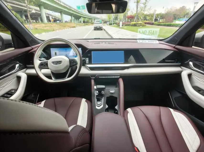 2021 Geely Monjaro 2.0T 218HP L4 7DCT,autocango,china used car exporter,china ev exporter,chinese used car exporter,chinese used ev exporter