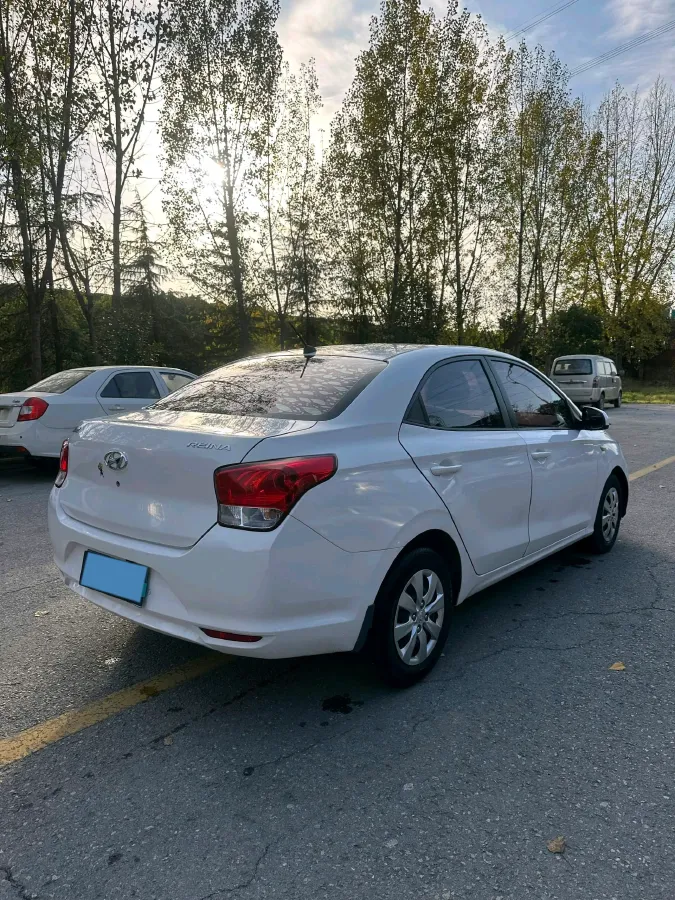 2020 Hyundai Reina 1.4L 95HP L4 5MT,autocango,china used car exporter,china ev exporter,chinese used car exporter,chinese used ev exporter