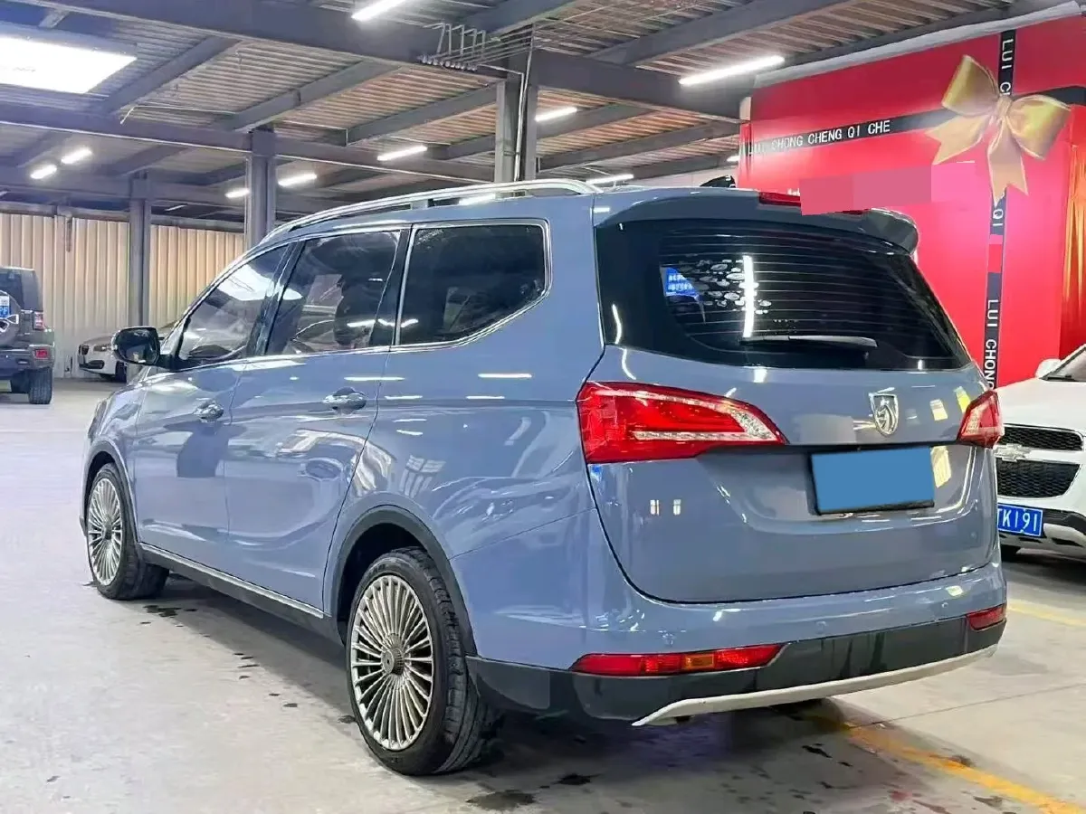 2017 BaoJun 730 1.5T 150HP L4 6DCT,autocango,china used car exporter,china ev exporter,chinese used car exporter,chinese used ev exporter