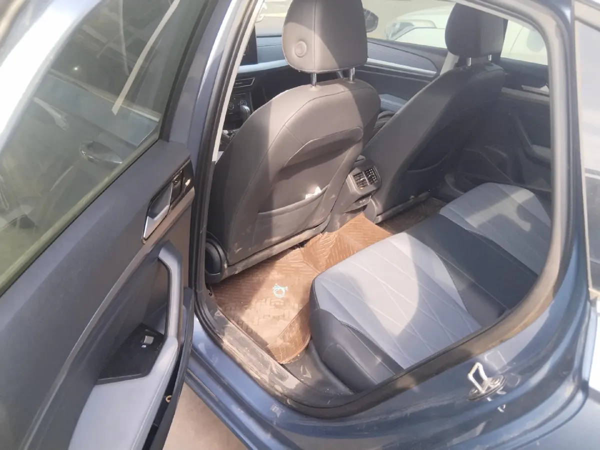 2023 Volkswagen Lavida 1.5L 110HP L4 6AT,autocango,china used car exporter,china ev exporter,chinese used car exporter,chinese used ev exporter