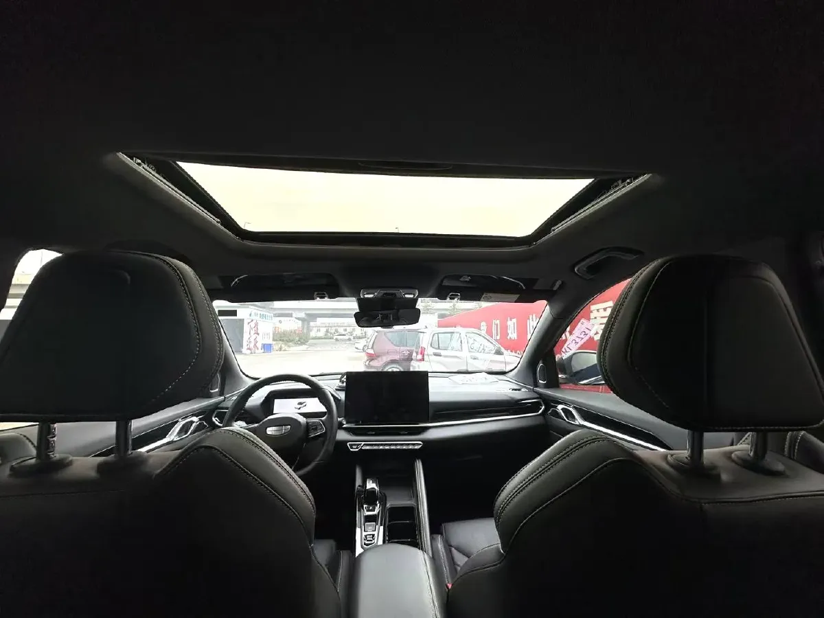 2025 Geely Coolray 1.5T 181HP L4 7DCT,autocango,china used car exporter,china ev exporter,chinese used car exporter,chinese used ev exporter