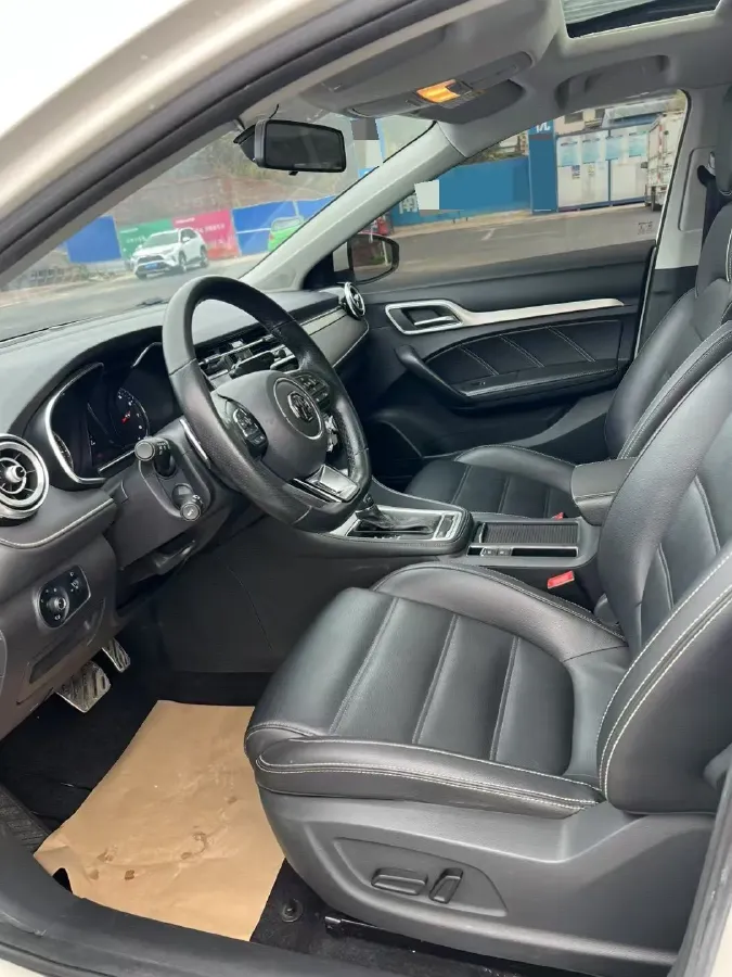 2019 MAXUS D60 1.5T 169HP L4 7DCT,autocango,china used car exporter,china ev exporter,chinese used car exporter,chinese used ev exporter