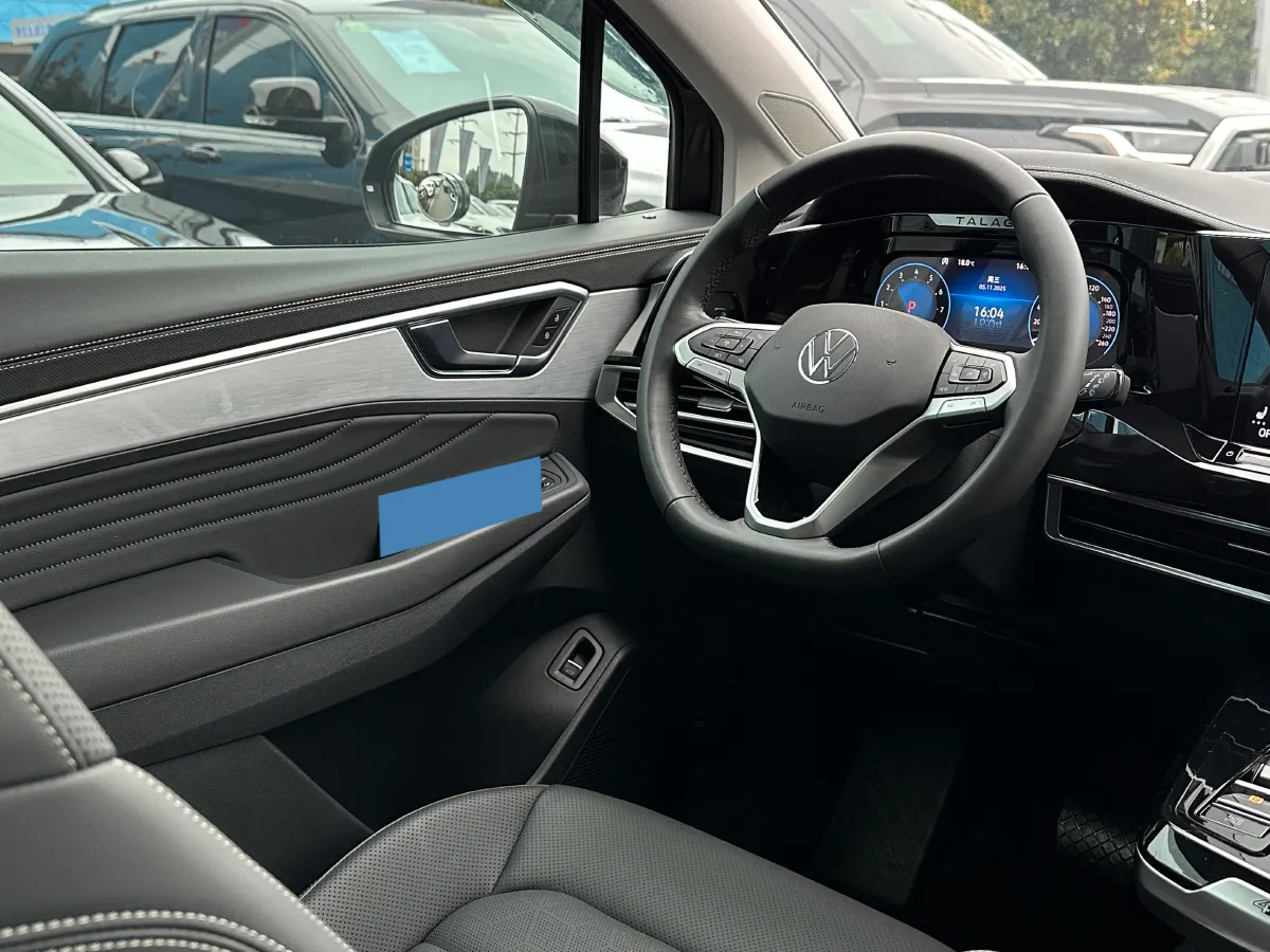 2024 Volkswagen Talagon 2.0T 220HP L4 7DCT,autocango,china used car exporter,china ev exporter,chinese used car exporter,chinese used ev exporter
