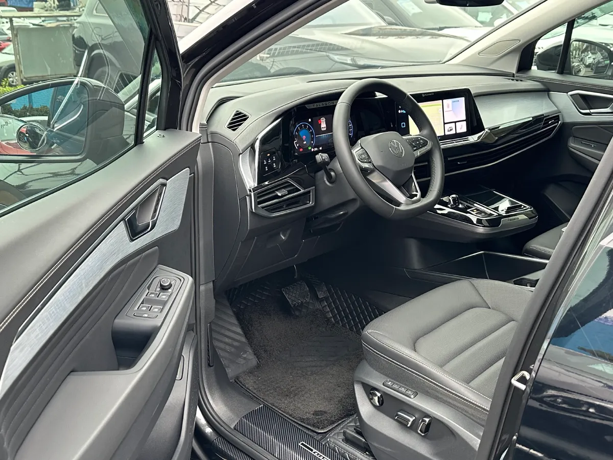 2024 Volkswagen Talagon 2.0T 220HP L4 7DCT,autocango,china used car exporter,china ev exporter,chinese used car exporter,chinese used ev exporter