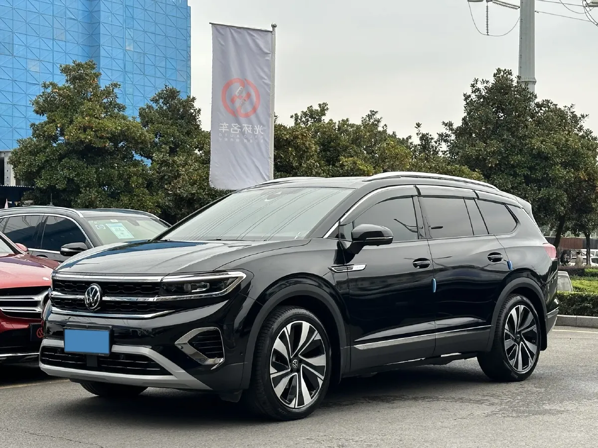 2024 Volkswagen Talagon 2.0T 220HP L4 7DCT,autocango,china used car exporter,china ev exporter,chinese used car exporter,chinese used ev exporter