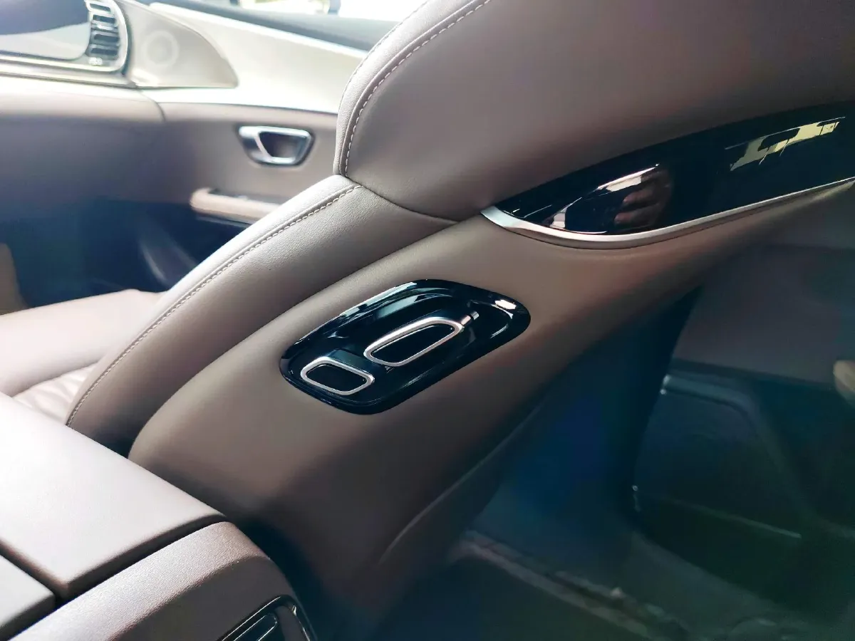 2024 BYD Han BEV 60.48KWH,autocango,china used car exporter,china ev exporter,chinese used car exporter,chinese used ev exporter