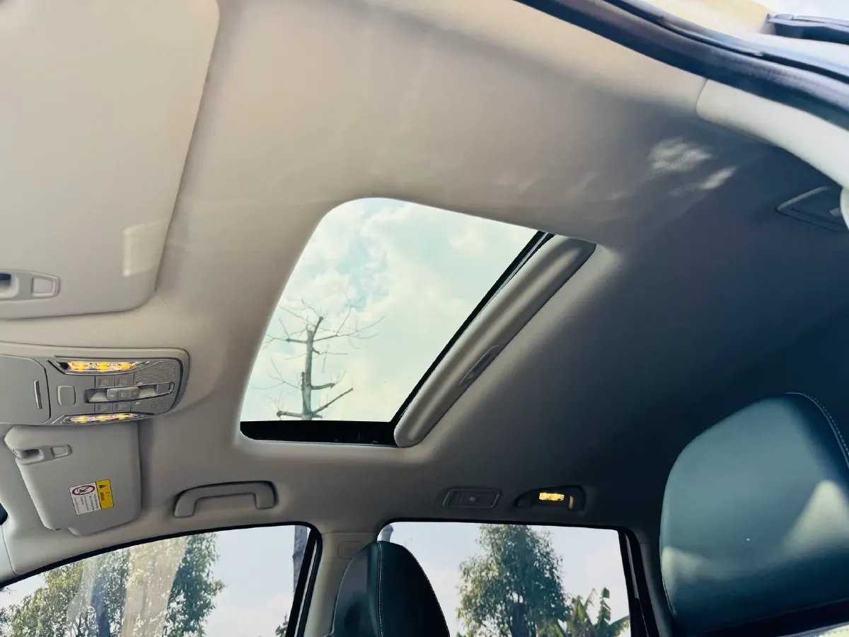 2023 GAC Trumpchi M6 1.5T 177HP L4 7DCT,autocango,china used car exporter,china ev exporter,chinese used car exporter,chinese used ev exporter