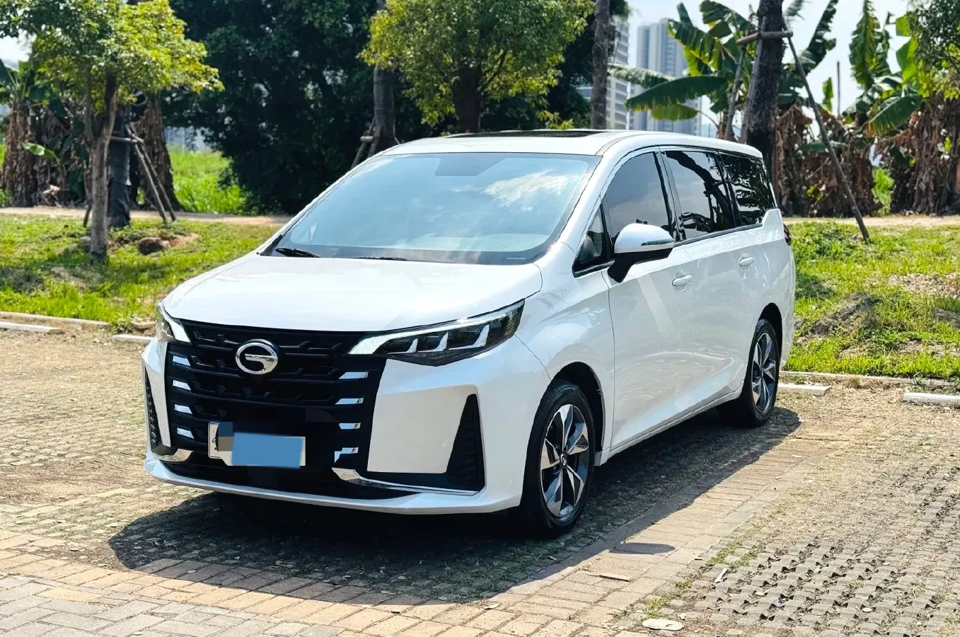2023 GAC Trumpchi M6 1.5T 177HP L4 7DCT,autocango,china used car exporter,china ev exporter,chinese used car exporter,chinese used ev exporter