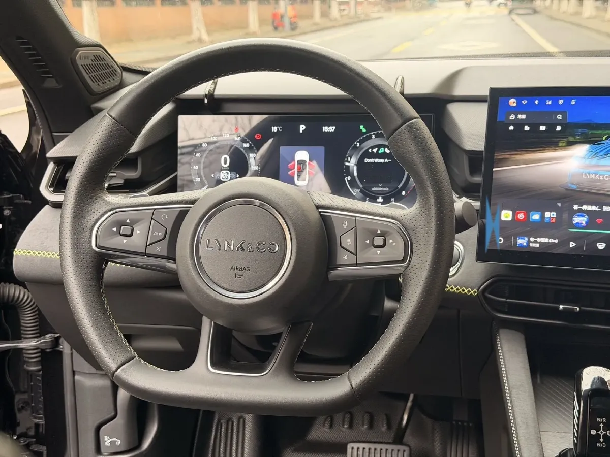 2023 LYNK&CO 03 2.0T 254HP L4 7DCT,autocango,china used car exporter,china ev exporter,chinese used car exporter,chinese used ev exporter