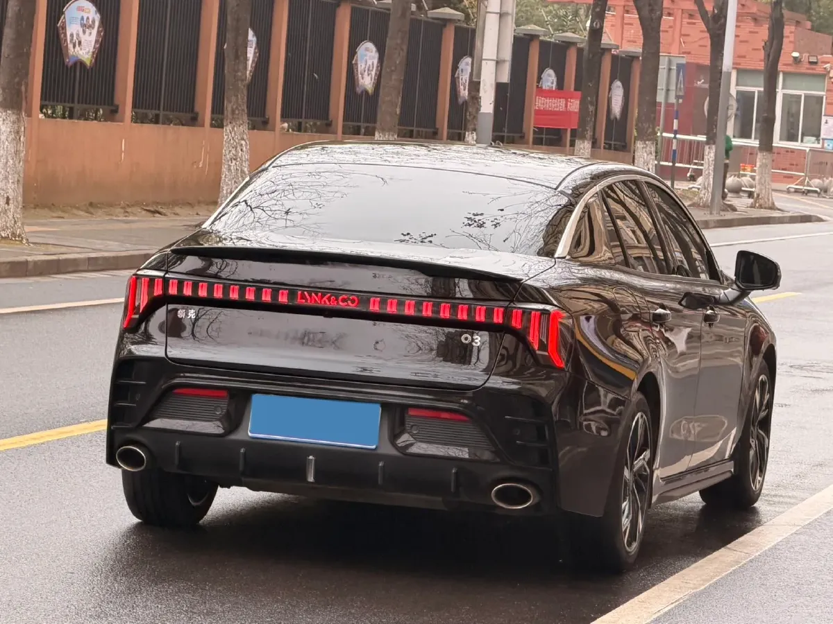 2023 LYNK&CO 03 2.0T 254HP L4 7DCT,autocango,china used car exporter,china ev exporter,chinese used car exporter,chinese used ev exporter