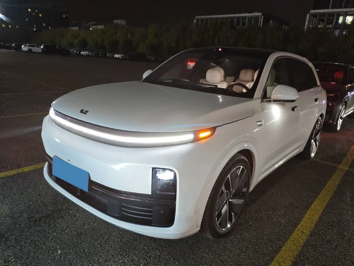 2025 Li L7 Range Extended 154HP REEV,autocango,china used car exporter,china ev exporter,chinese used car exporter,chinese used ev exporter