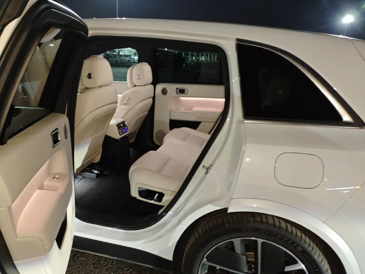 2025 Li L7 Range Extended 154HP REEV,autocango,china used car exporter,china ev exporter,chinese used car exporter,chinese used ev exporter