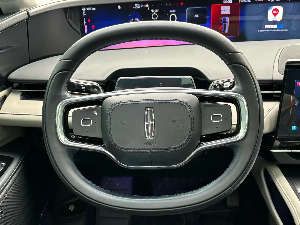 2023 Lincoln Nautilus 2.0T 261HP L4 8AT,autocango,china used car exporter,china ev exporter,chinese used car exporter,chinese used ev exporter