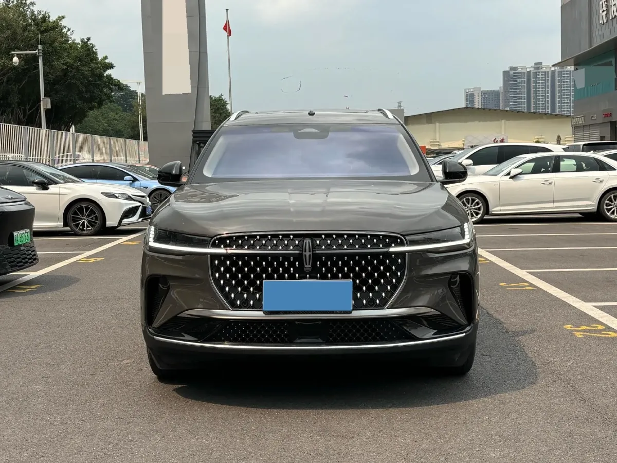 2023 Lincoln Nautilus 2.0T 261HP L4 8AT,autocango,china used car exporter,china ev exporter,chinese used car exporter,chinese used ev exporter