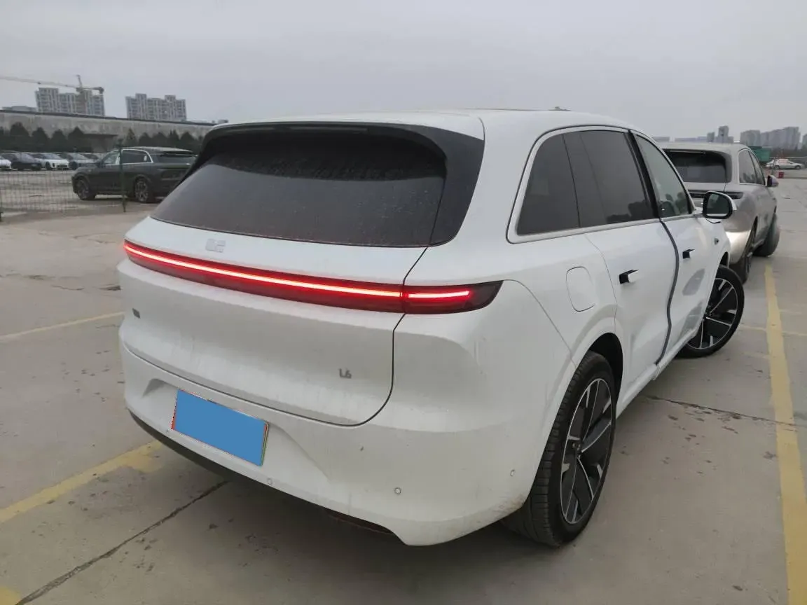 2025 Li L6 Range Extended 154HP L4 REEV,autocango,china used car exporter,china ev exporter,chinese used car exporter,chinese used ev exporter
