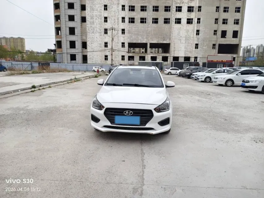 2017 Hyundai Reina 1.4L 95HP L4 5MT,autocango,china used car exporter,china ev exporter,chinese used car exporter,chinese used ev exporter