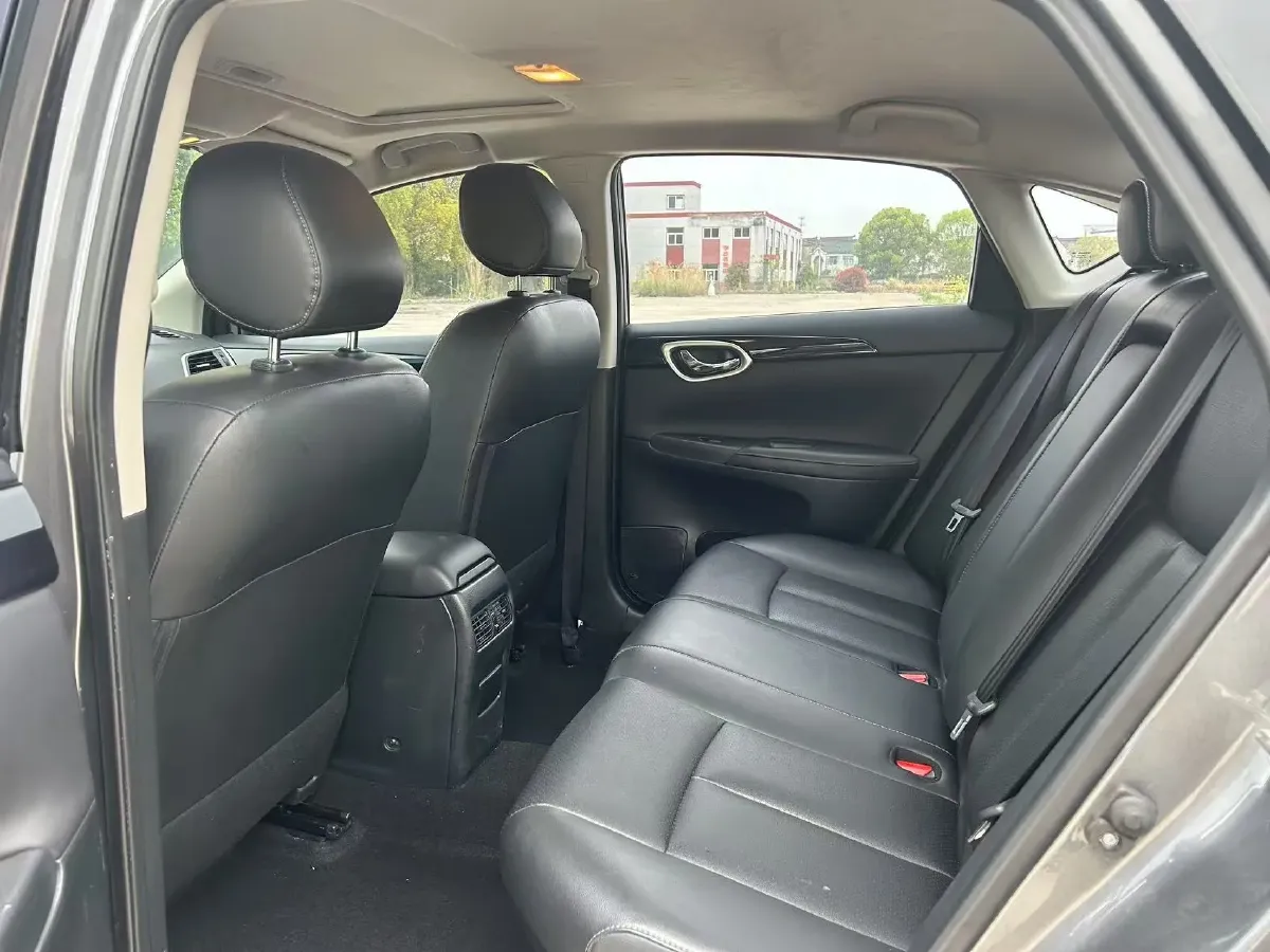 2021 Nissan Sylphy 1.6L 122HP L4 CVT,autocango,china used car exporter,china ev exporter,chinese used car exporter,chinese used ev exporter