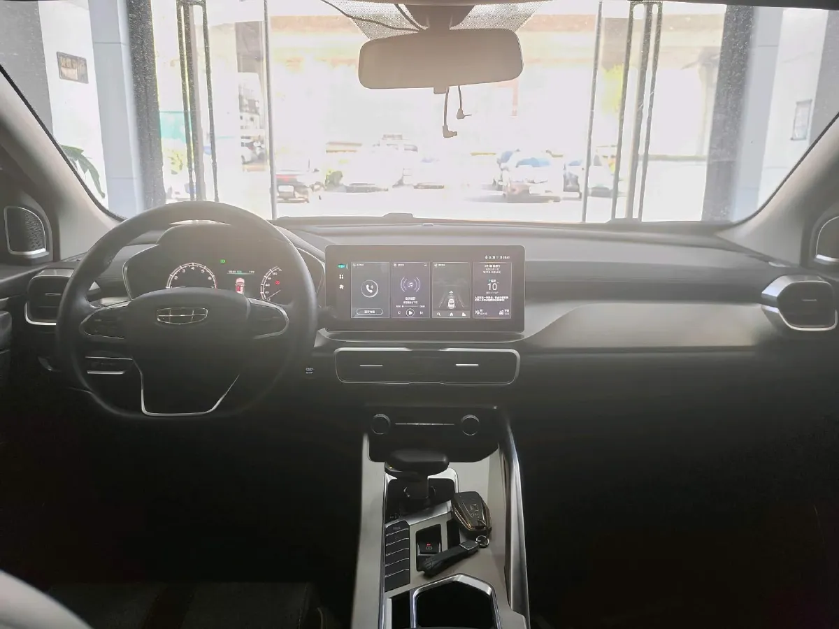 2023 Geely Coolray 1.5T 181HP L4 7DCT,autocango,china used car exporter,china ev exporter,chinese used car exporter,chinese used ev exporter