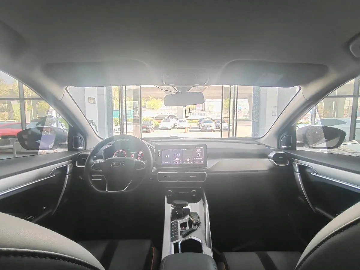 2023 Geely Coolray 1.5T 181HP L4 7DCT,autocango,china used car exporter,china ev exporter,chinese used car exporter,chinese used ev exporter