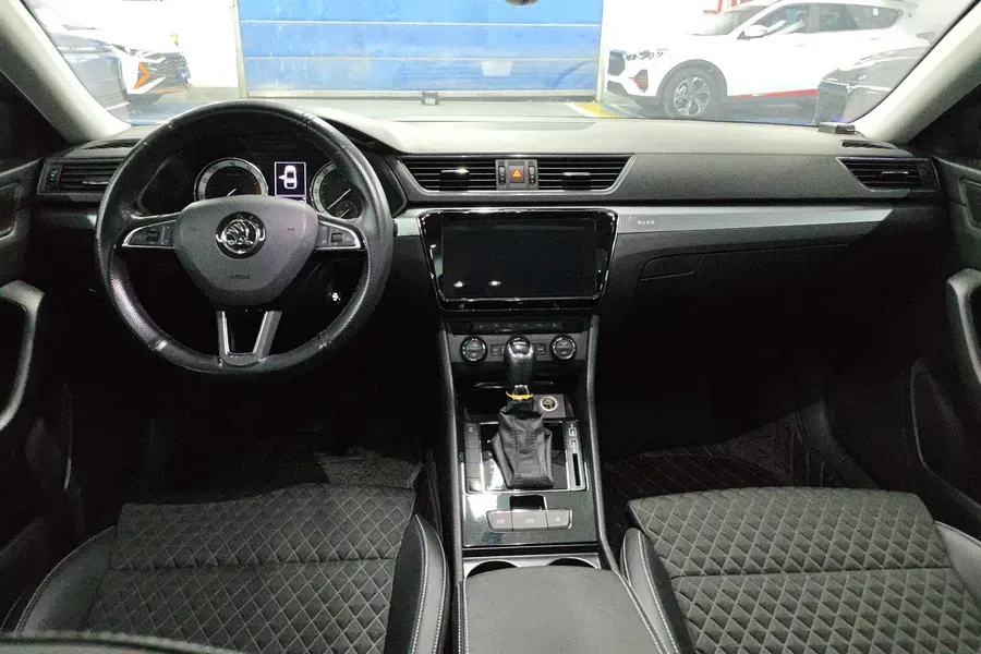 2018 Nissan Terra 2.5L 184HP L4 7AT,autocango,china used car exporter,china ev exporter,chinese used car exporter,chinese used ev exporter