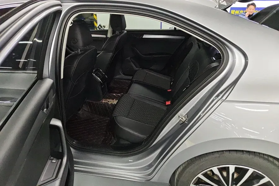 2018 Nissan Terra 2.5L 184HP L4 7AT,autocango,china used car exporter,china ev exporter,chinese used car exporter,chinese used ev exporter