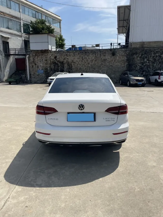 2022 Volkswagen T-Roc 1.4T 150HP L4 7DCT,autocango,china used car exporter,china ev exporter,chinese used car exporter,chinese used ev exporter