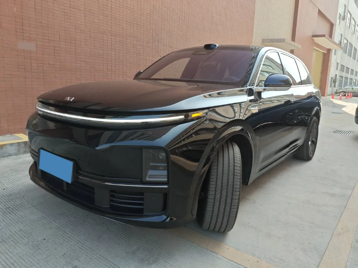 2025 Li L7 Range Extended 154HP REEV,autocango,china used car exporter,china ev exporter,chinese used car exporter,chinese used ev exporter