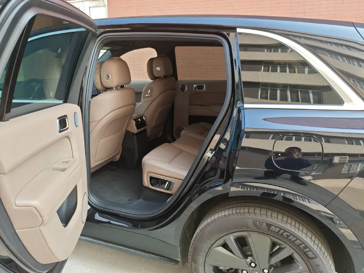 2025 Li L7 Range Extended 154HP REEV,autocango,china used car exporter,china ev exporter,chinese used car exporter,chinese used ev exporter