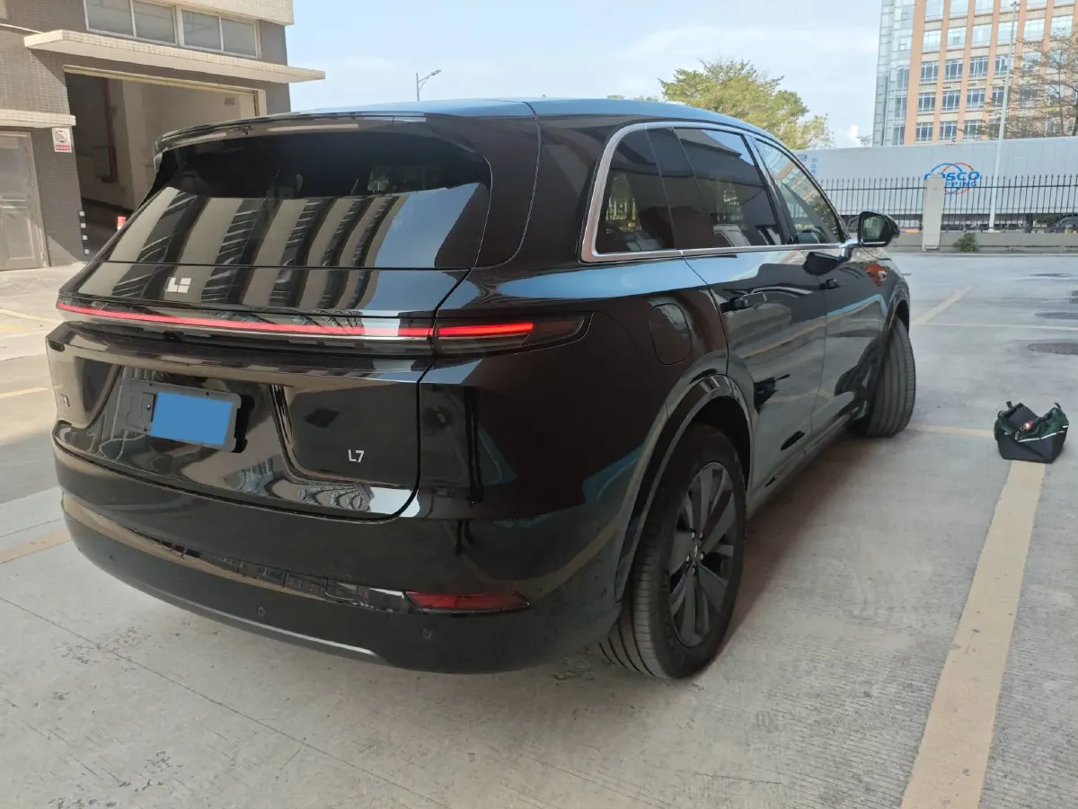 2025 Li L7 Range Extended 154HP REEV,autocango,china used car exporter,china ev exporter,chinese used car exporter,chinese used ev exporter