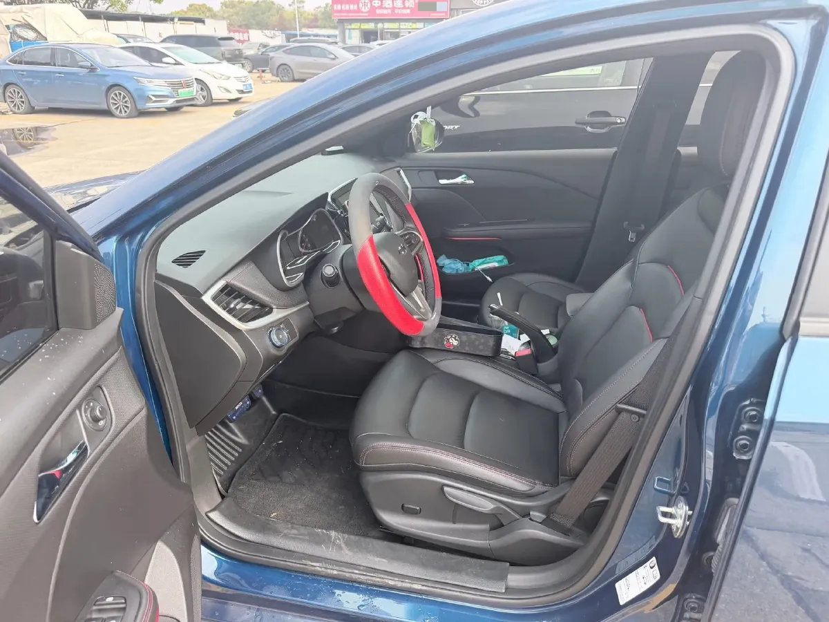 2019 Chevrolet Monza 1.3T 163HP L3 6AT,autocango,china used car exporter,china ev exporter,chinese used car exporter,chinese used ev exporter