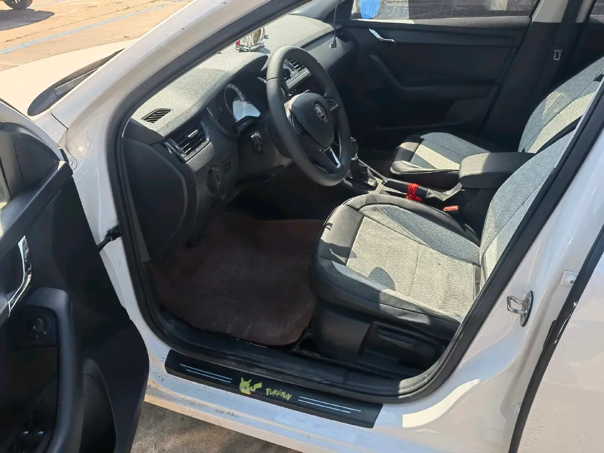 2021 Skoda Octavia 1.5L 113HP L4 6AT,autocango,china used car exporter,china ev exporter,chinese used car exporter,chinese used ev exporter