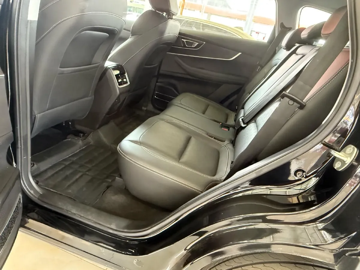 2025 Chery Tiggo 8 1.5T 156HP L4 6DCT,autocango,china used car exporter,china ev exporter,chinese used car exporter,chinese used ev exporter