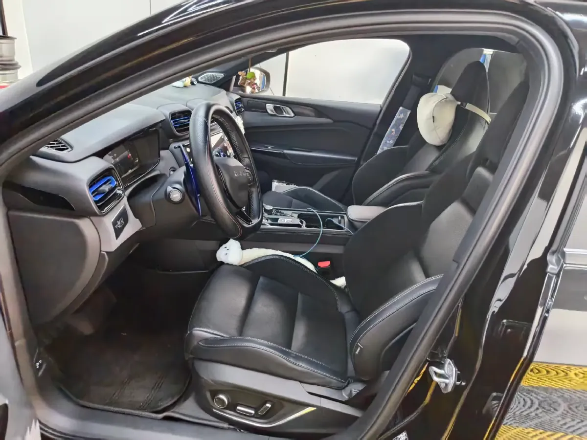 2022 LYNK&CO 03 2.0T 190HP L4 7DCT,autocango,china used car exporter,china ev exporter,chinese used car exporter,chinese used ev exporter