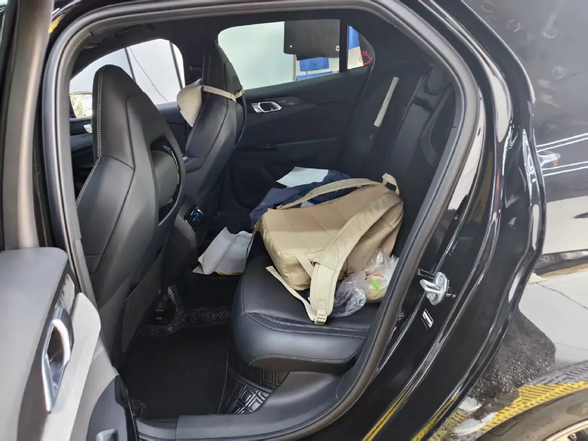 2022 LYNK&CO 03 2.0T 190HP L4 7DCT,autocango,china used car exporter,china ev exporter,chinese used car exporter,chinese used ev exporter