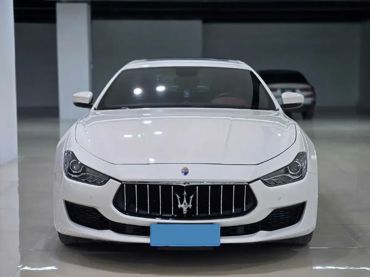 2018 Maserati Ghibli 3.0T 350HP V6 8AT,autocango,china used car exporter,china ev exporter,chinese used car exporter,chinese used ev exporter