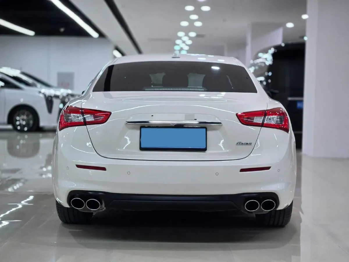 2018 Maserati Ghibli 3.0T 350HP V6 8AT,autocango,china used car exporter,china ev exporter,chinese used car exporter,chinese used ev exporter