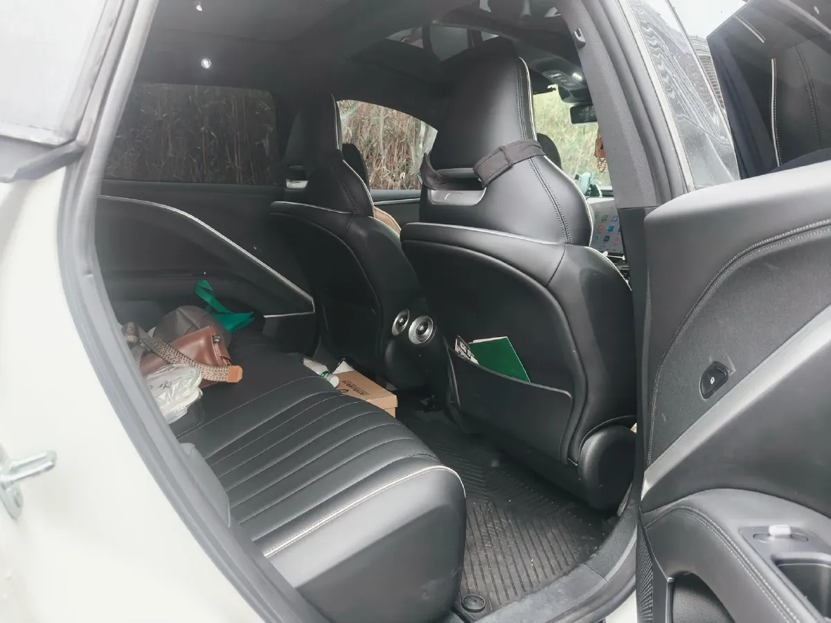 2023 Avatr 11 BEV 90.38KWH,autocango,china used car exporter,china ev exporter,chinese used car exporter,chinese used ev exporter